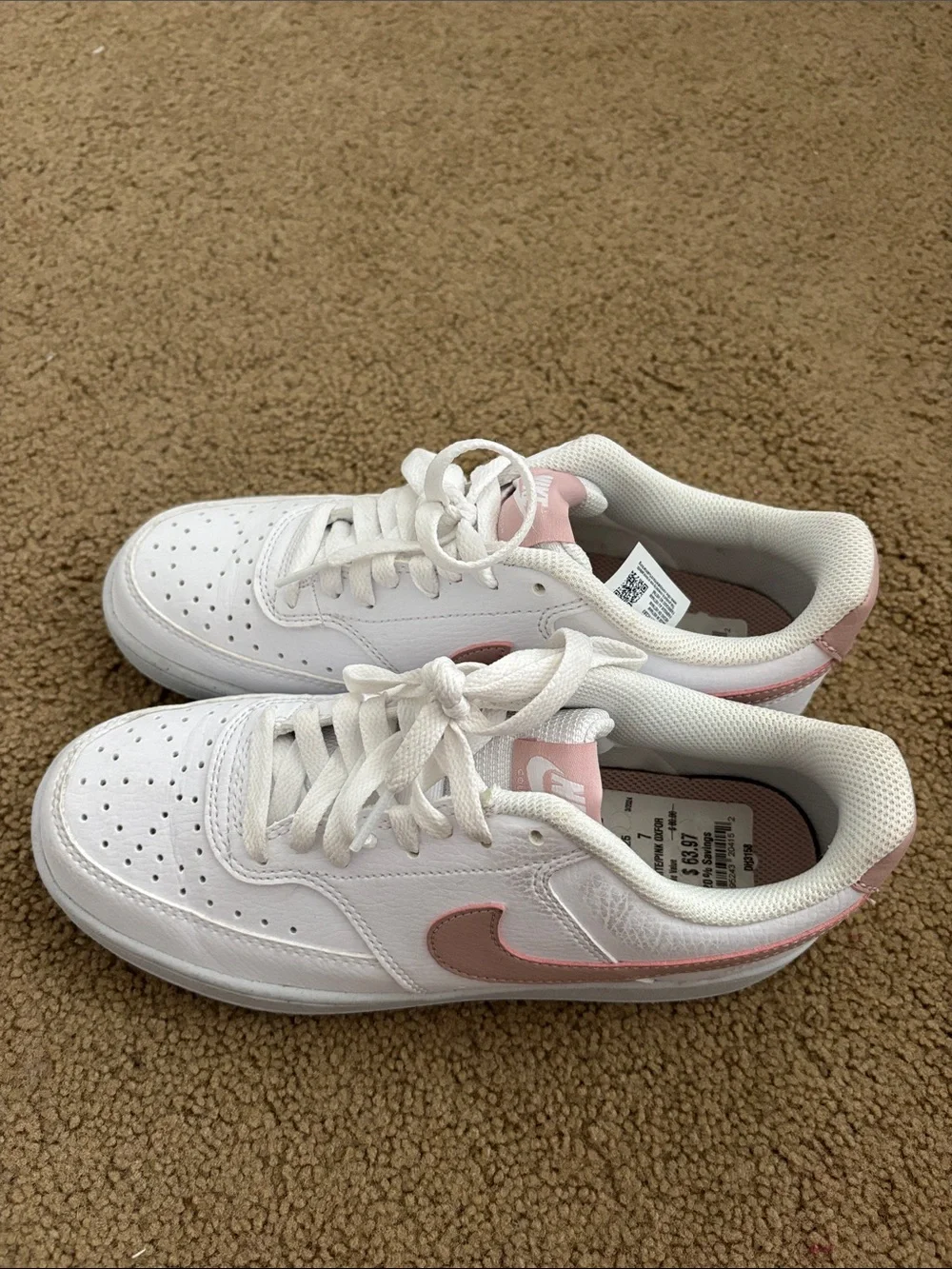 NWT Nike White Sneakers with Pink Swoosh - size 7